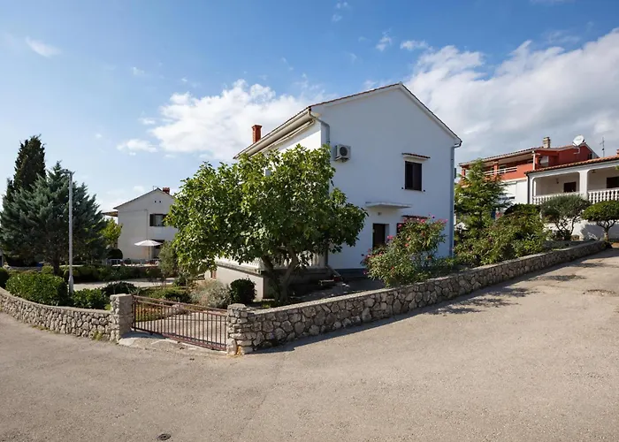 1 Bedroom Amazing In Krk Apartmán *