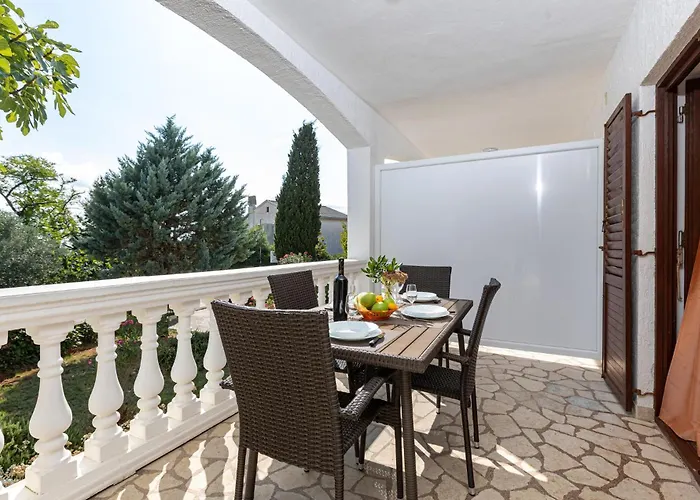 1 Bedroom Amazing In Krk *