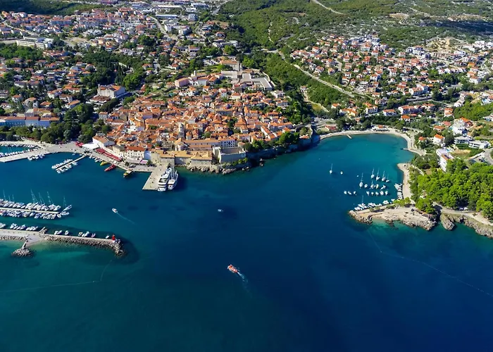 1 Bedroom Amazing In Krk Apartmán