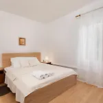 1 Bedroom Amazing In Krk